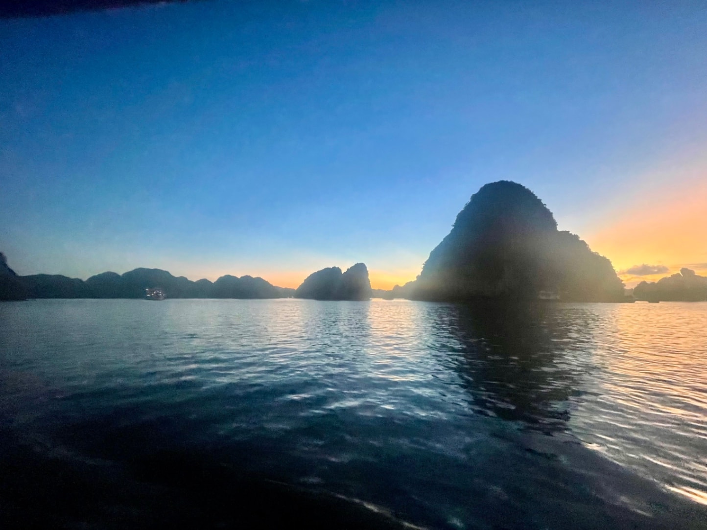 4 Days in Hanoi and Ha Long Bay