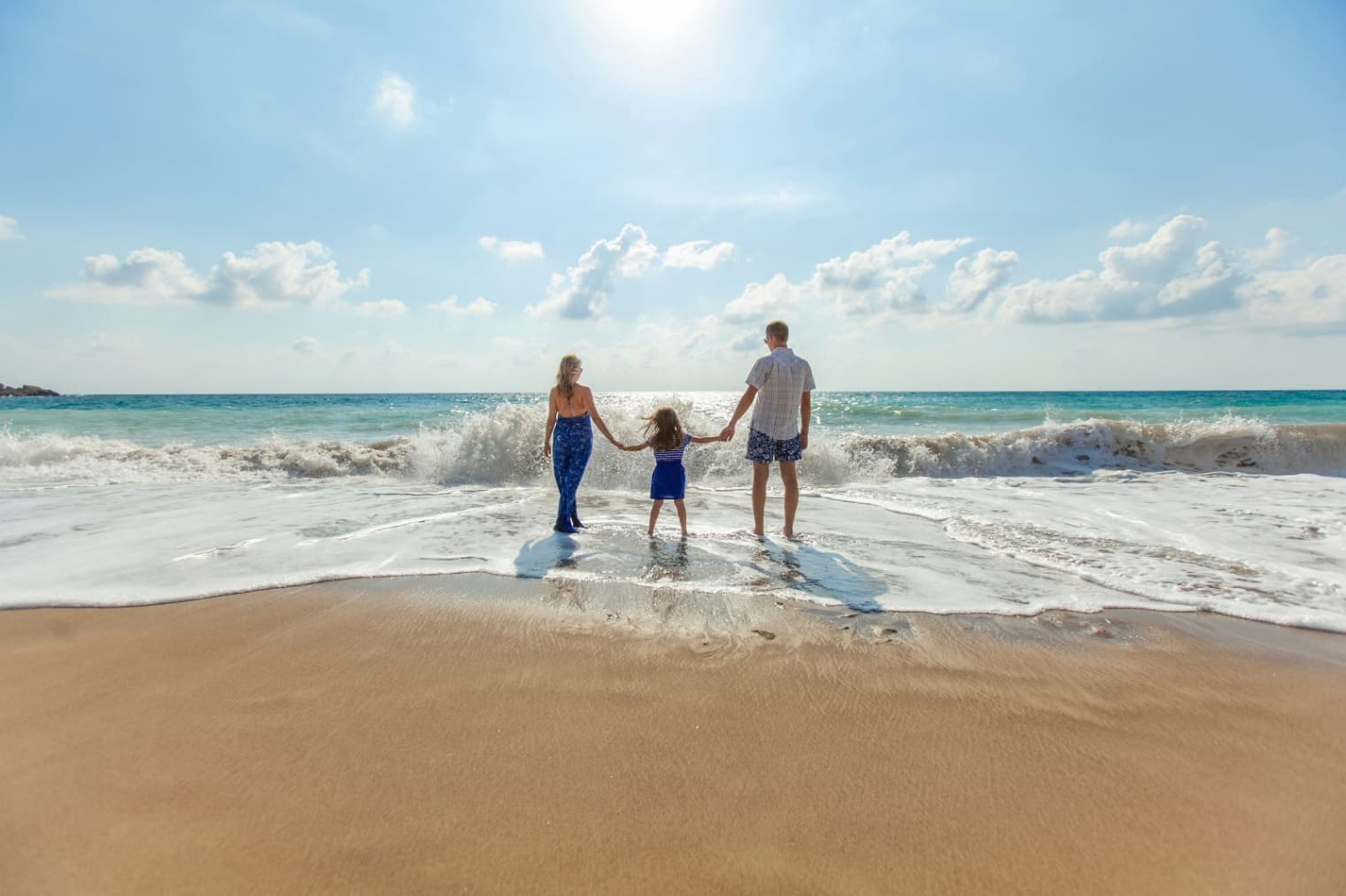 What to Do When Kids Wake Up Early on Holiday